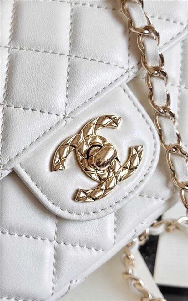 2026131222438792 700